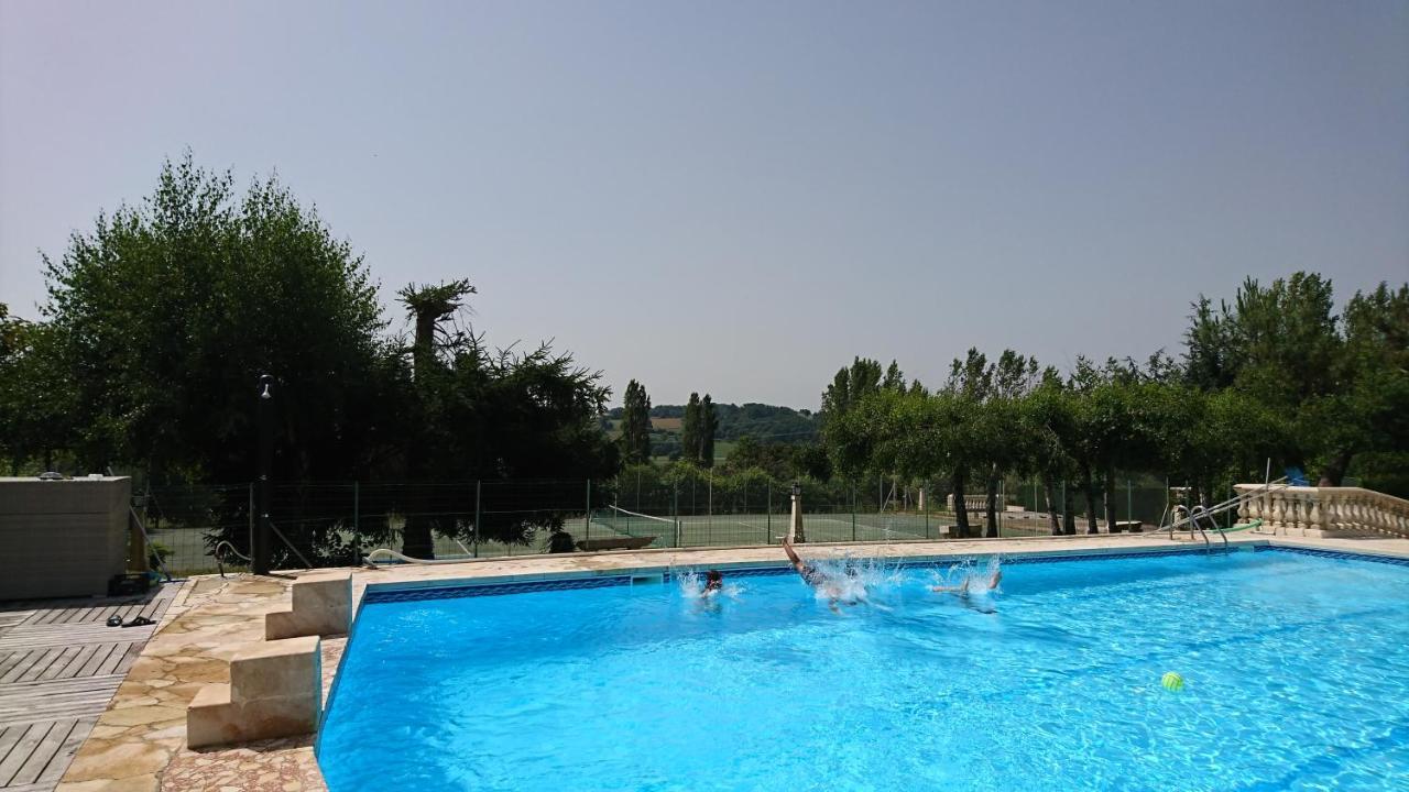Paradise Challets And Camping Ξενοδοχείο Sarrecave Εξωτερικό φωτογραφία