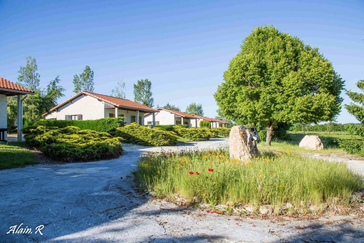 Paradise Challets And Camping Ξενοδοχείο Sarrecave Εξωτερικό φωτογραφία