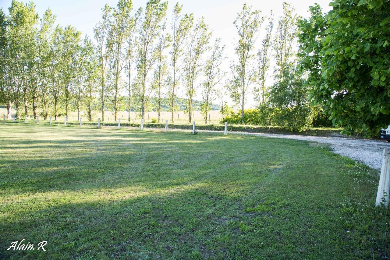 Paradise Challets And Camping Ξενοδοχείο Sarrecave Εξωτερικό φωτογραφία